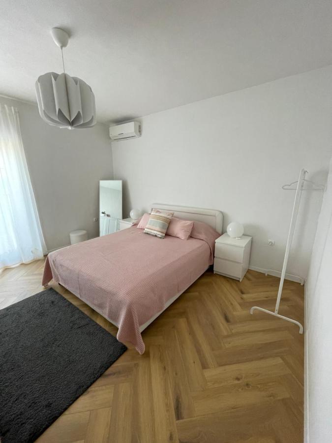 Apartment Marina سينج المظهر الخارجي الصورة